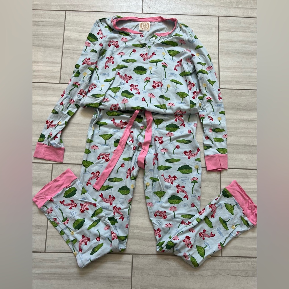 The Beaufort Bonnet Company Ladies Pajamas — size M